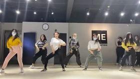 成人短舞蹈视频 迅雷下载