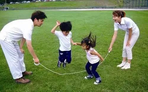 分段式跳绳成人教学视频,成人健身新选择